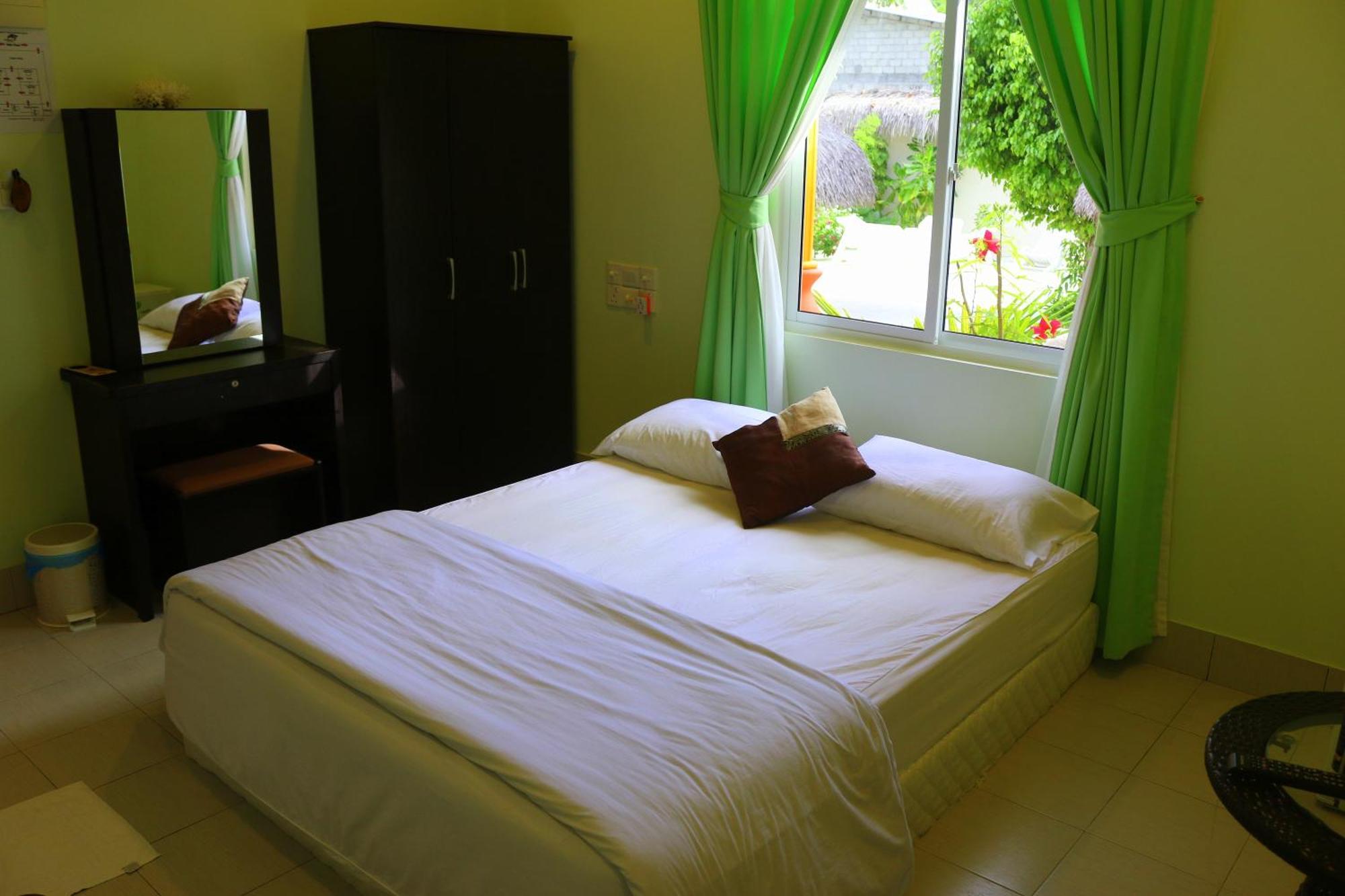Ras Beach Inn Rasdhoo Exterior foto